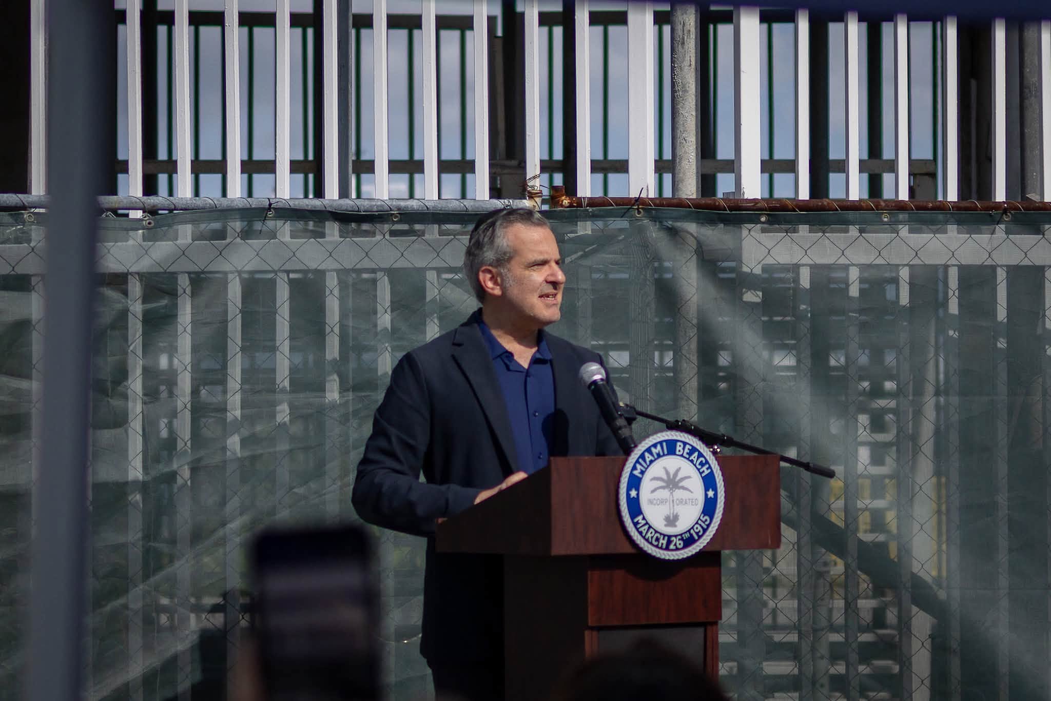 lunacon-marine-patrol-facility-groundbreaking-miami-beach-img-12