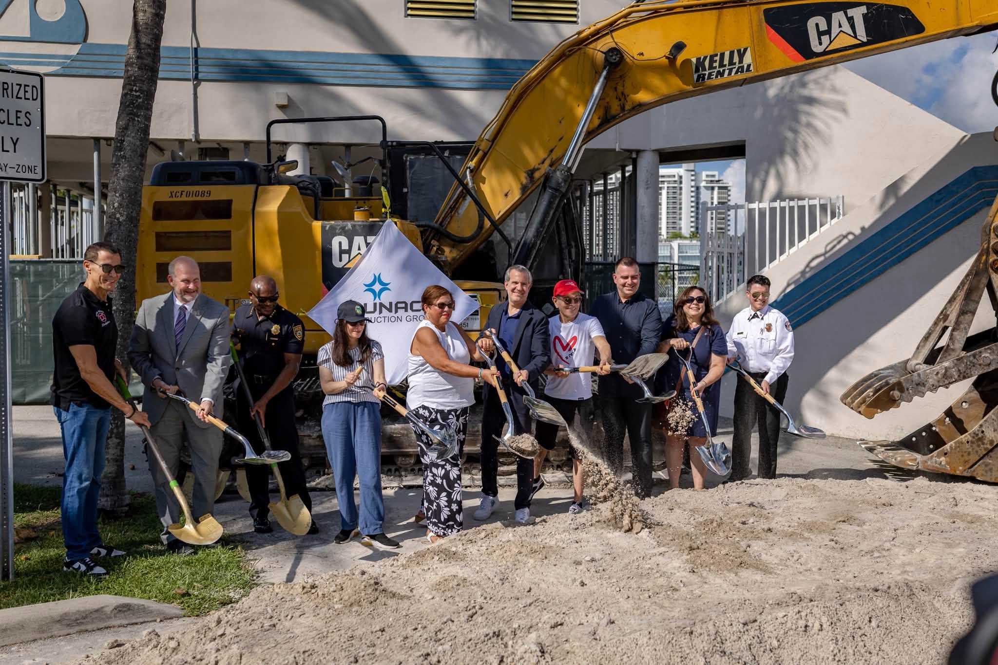 lunacon-marine-patrol-facility-groundbreaking-miami-beach-img-3