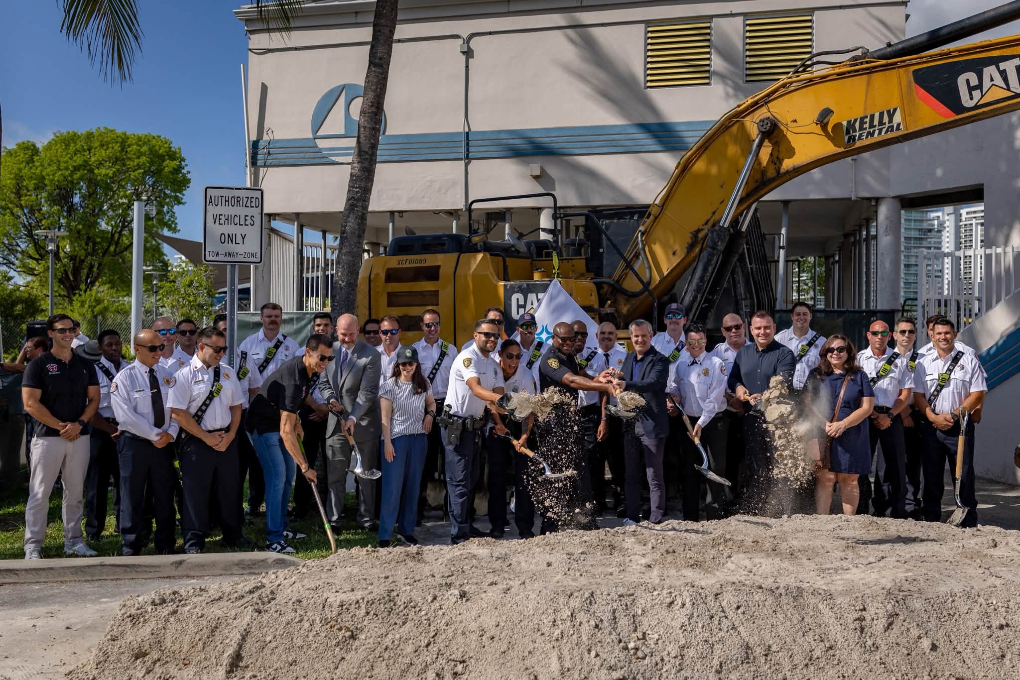 lunacon-marine-patrol-facility-groundbreaking-miami-beach-img-5